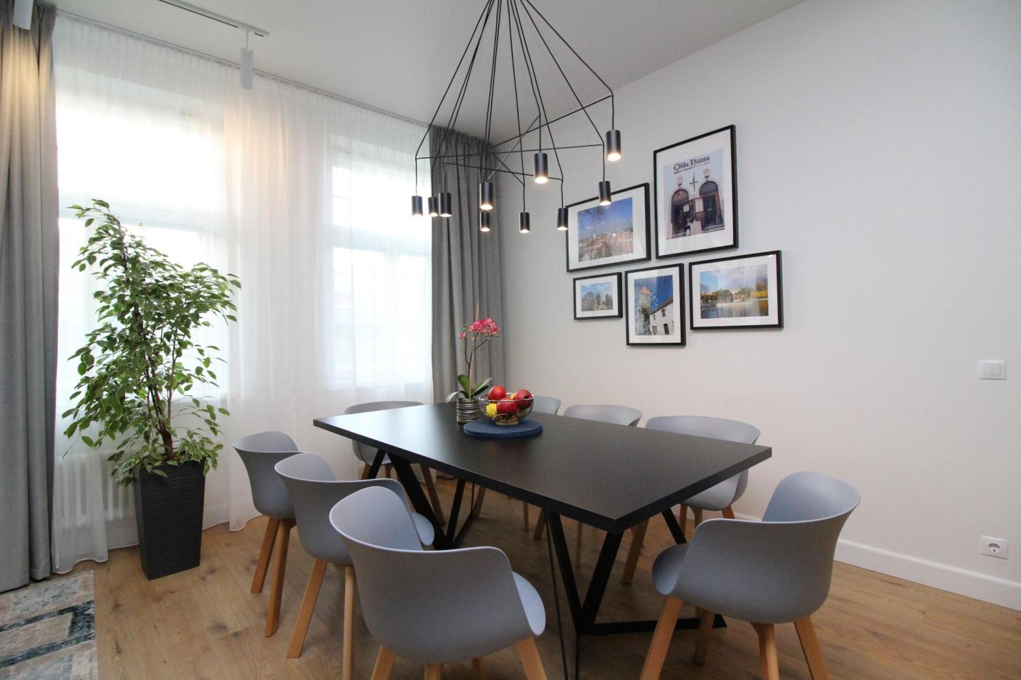 Tallinn City Apartments Old Town Suites الغرفة الصورة